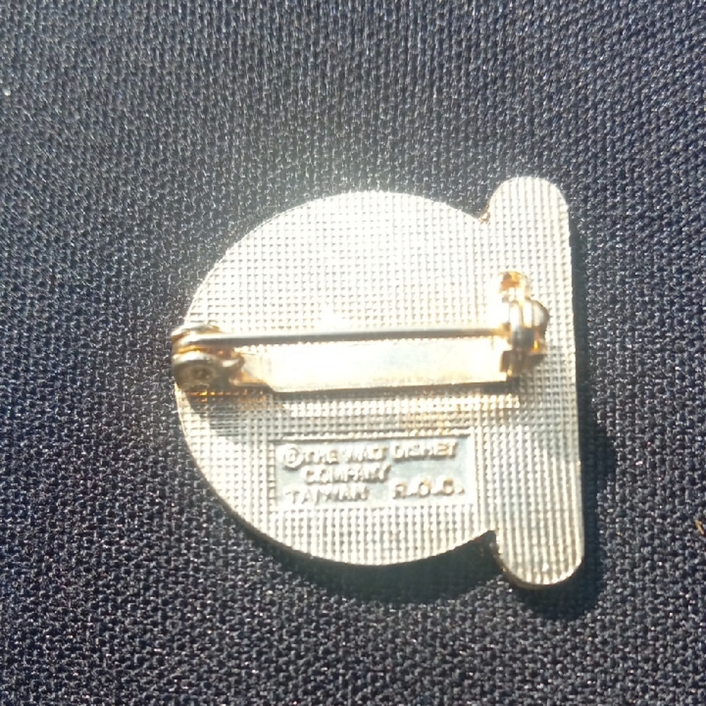 World Showcase Kids Pin with Vibrant Accents - Picture 2 of 2